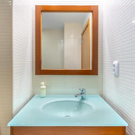 Waterfront Pool Penthouse View דירה *
